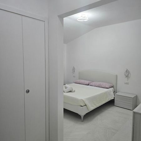 Guest House Tra Rocce E Mare La Maddalena  Dış mekan fotoğraf