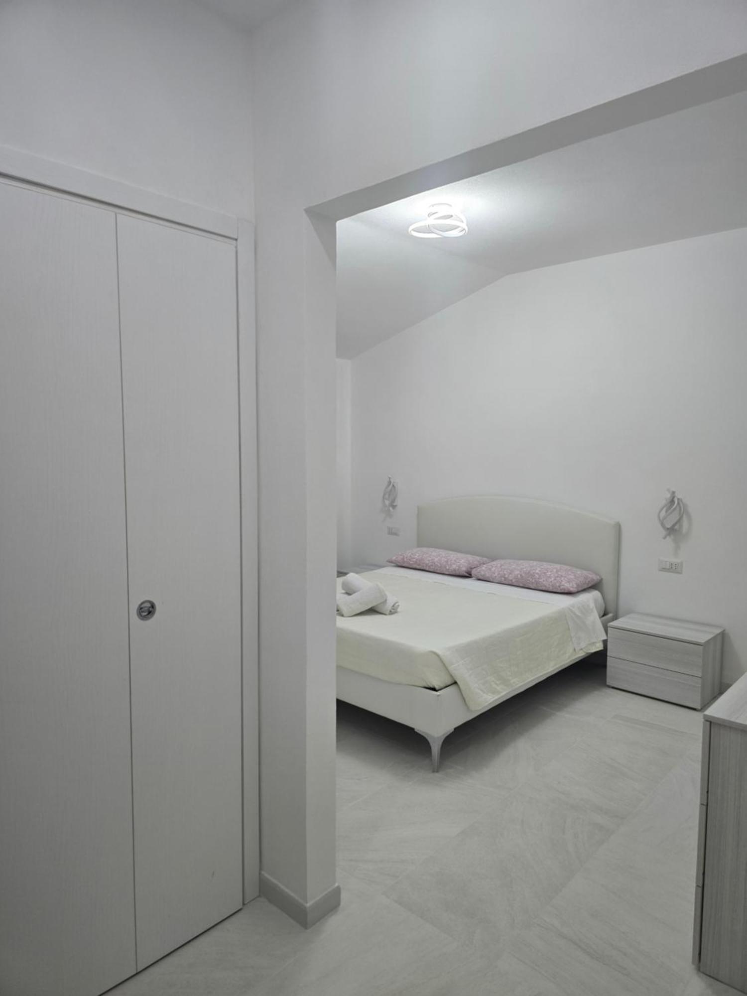 Guest House Tra Rocce E Mare La Maddalena  Dış mekan fotoğraf