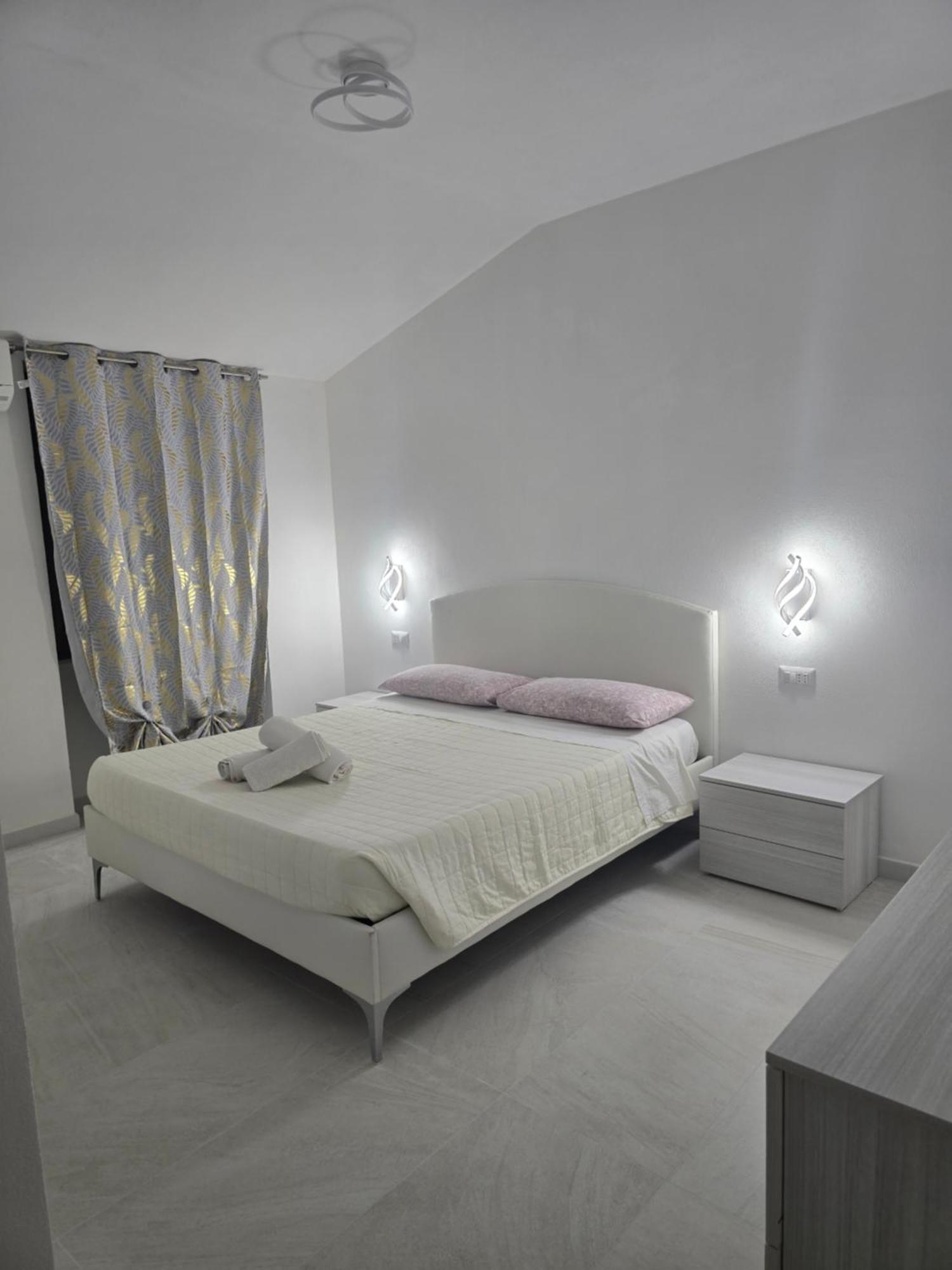 Guest House Tra Rocce E Mare La Maddalena  Dış mekan fotoğraf