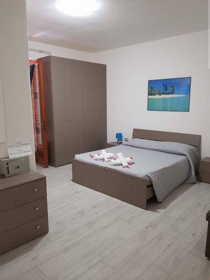 Guest House Tra Rocce E Mare La Maddalena  Dış mekan fotoğraf