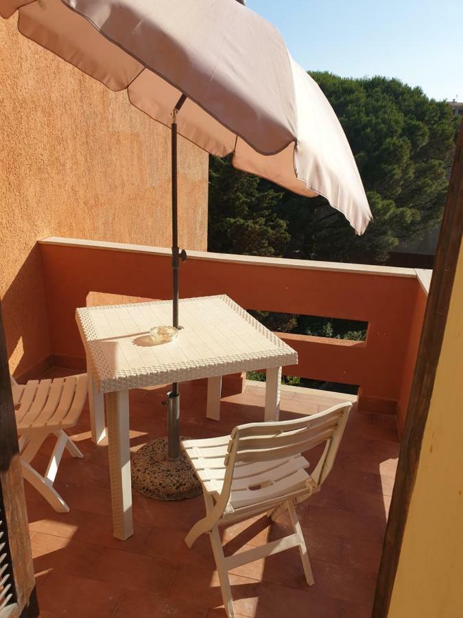 Guest House Tra Rocce E Mare La Maddalena  Dış mekan fotoğraf